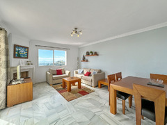 Middle Floor Apartment in Estepona