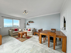 Middle Floor Apartment in Estepona