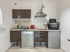 Middle Floor Apartment in Estepona