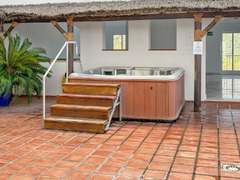 Middle Floor Apartment in Estepona