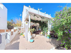 Townhouse in La Duquesa