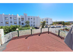 Townhouse in La Duquesa