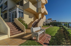Middle Floor Apartment in New Golden Mile