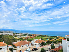 Middle Floor Apartment in Manilva