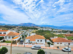 Middle Floor Apartment in Manilva