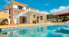 Luxury villa for sale in Nerja