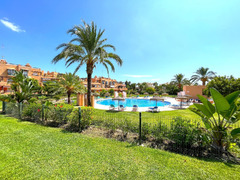 Penthouse in Casares Playa