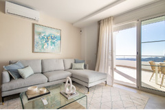 Middle Floor Apartment in Istán