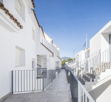 Middle Floor Apartment in Istán