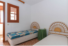 Middle Floor Apartment in Casarabonela