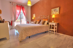 Apartment For Sale in Riviera del Sol, Costa del Sol