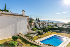 Middle Floor Apartment in La Capellania