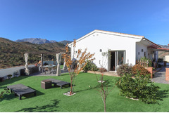 Detached Villa in Tolox