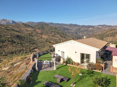 Detached Villa in Tolox