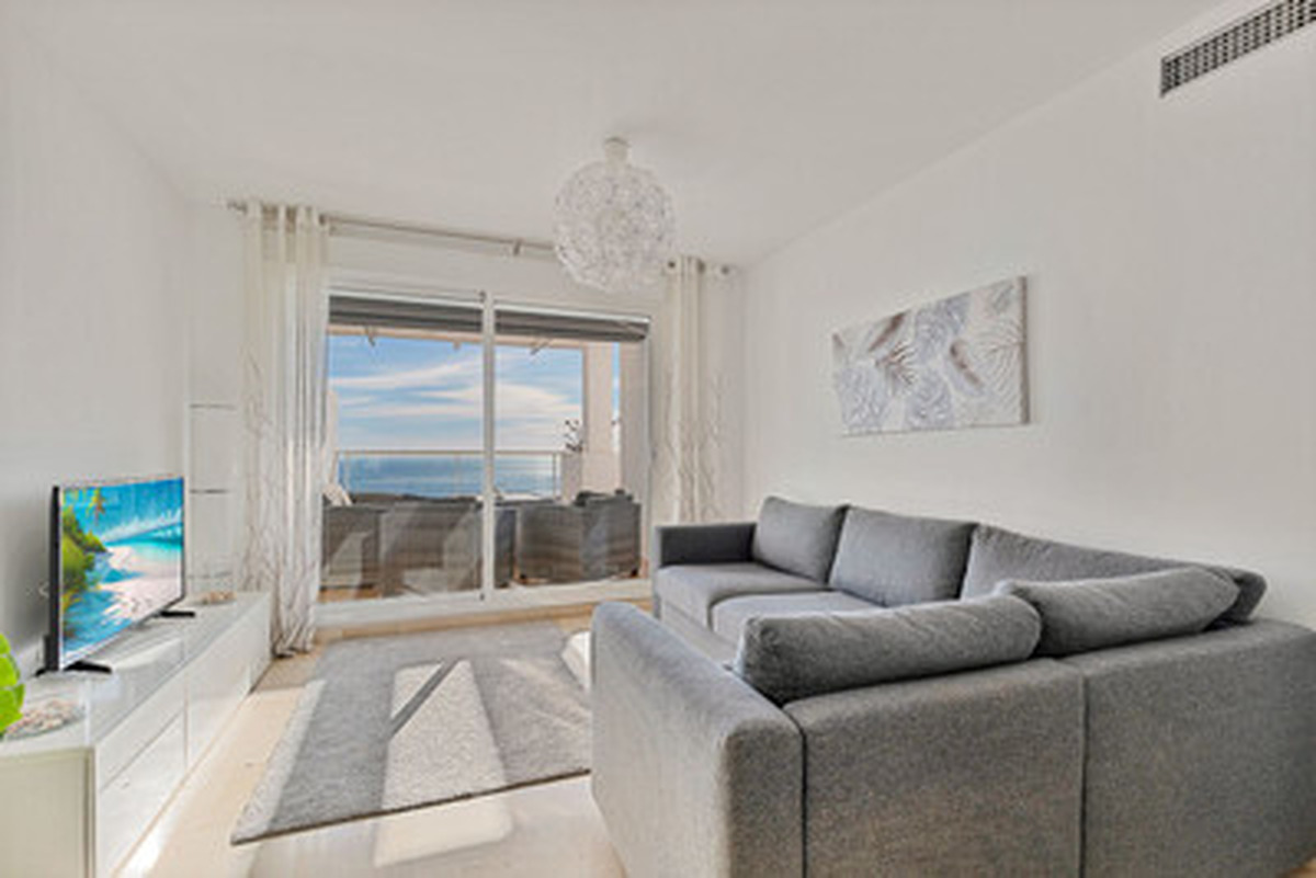 Ground Floor Apartment, Benalmadena Pueblo, Costa del Sol. Benalmádena