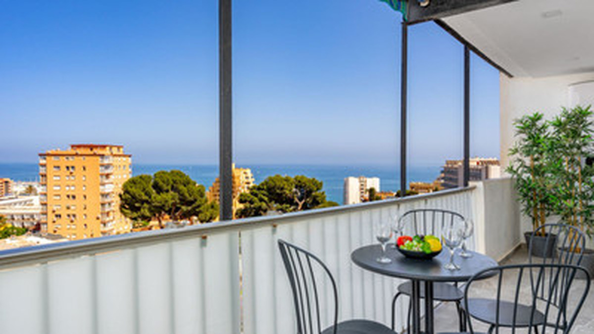 Top Floor Apartment In Benalmádena Costa Benalmádena Costa Advertise