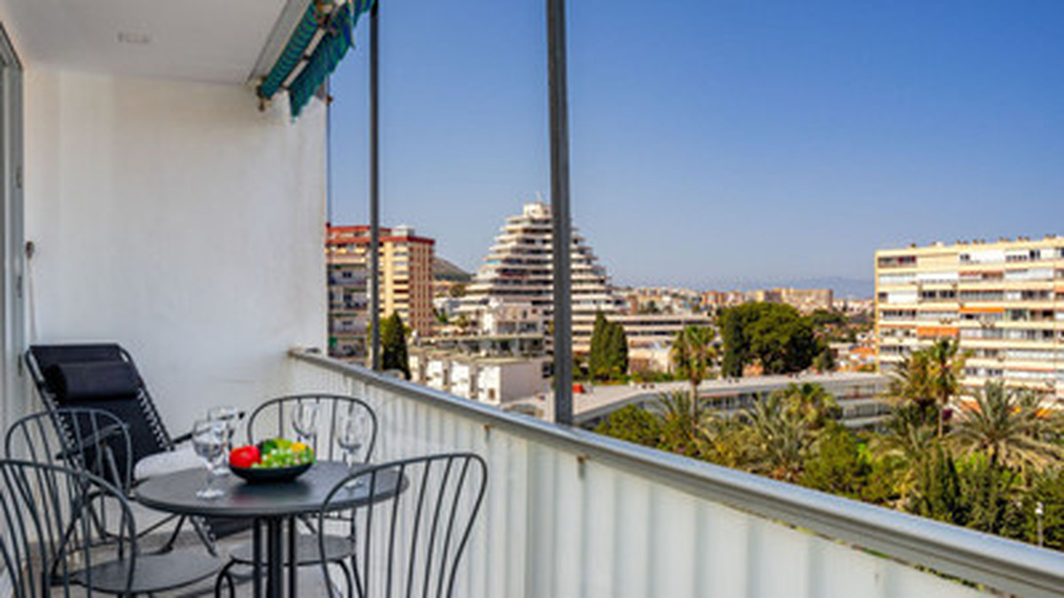 Top Floor Apartment In Benalmádena Costa Benalmádena Costa Advertise