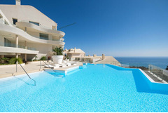 Middle Floor Apartment in Benalmadena Pueblo