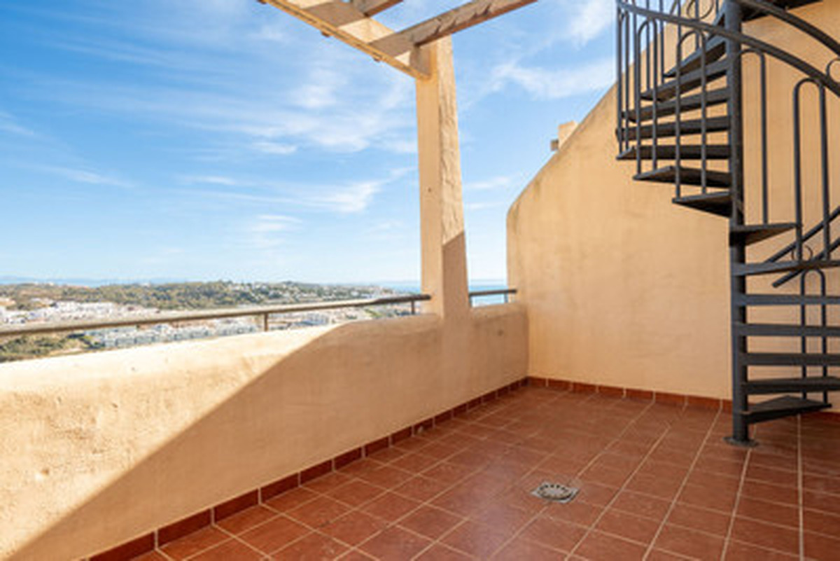 Stunning Townhouse with Panoramic Views in La Cala de Mijas Fuengirola