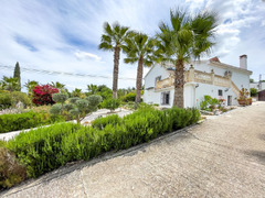 Finca - Cortijo in Coín