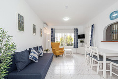 Cozy ground floor apartment in Torrox Costa