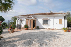 Finca - Cortijo in Tolox