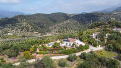Finca - Cortijo in Tolox