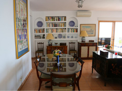House with stunning views available to rent