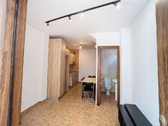 New Townhouse in the Center El Burgo