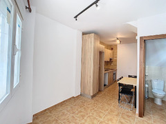New Townhouse in the Center El Burgo