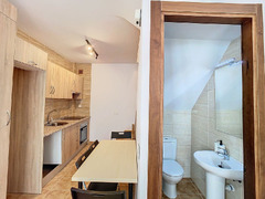 New Townhouse in the Center El Burgo