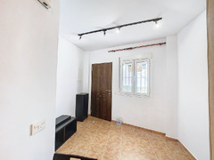 New Townhouse in the Center El Burgo