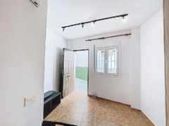 New Townhouse in the Center El Burgo