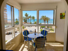 A lovely 1 bedroom apartment with Sea Views in Torrox Costa for sale