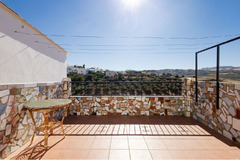 Beautiful house in Ardales for sale
