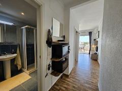 Middle Floor Studio in Torremolinos Centro