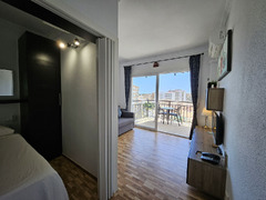 Middle Floor Studio in Torremolinos Centro