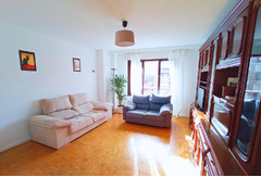 Luminous apartment just 5 mins from the beach