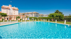 Lovely beachfront studio apartment in San Luis de Sabinillas