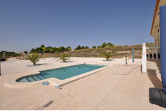 Stunning 3 Bedroom, 2 Bath Villa with Pool near Pinoso