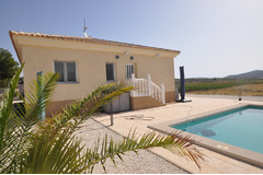 Stunning 3 Bedroom, 2 Bath Villa with Pool near Pinoso