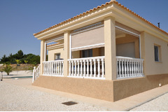 Stunning 3 Bedroom, 2 Bath Villa with Pool near Pinoso
