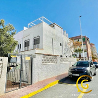 Town house near the beach in La Mata Torrevieja