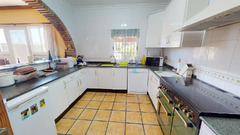 Detached 4 Bed 2 Bath Villa with pool