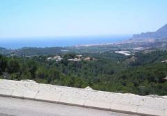 Modern villa with a large pool and breathtaking sea views in Altea