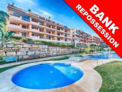 Frontline golf bank repossessions