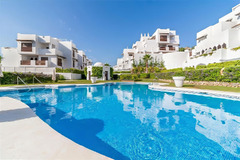 Apartment For Sale in New Golden Mile, Costa del Sol