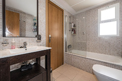 Apartment For Sale in El Faro, Costa del Sol