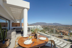 Apartment For Sale in Riviera del Sol, Costa del Sol