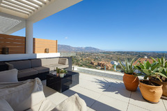 Apartment For Sale in Riviera del Sol, Costa del Sol